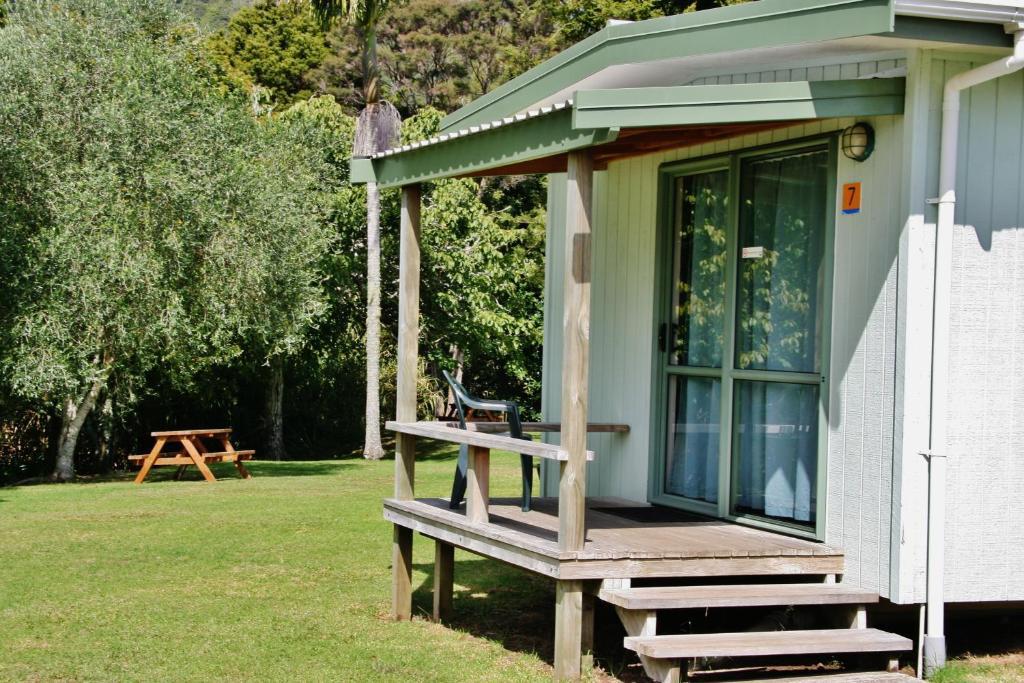 Whangarei Top 10 Holiday Park Esterno foto